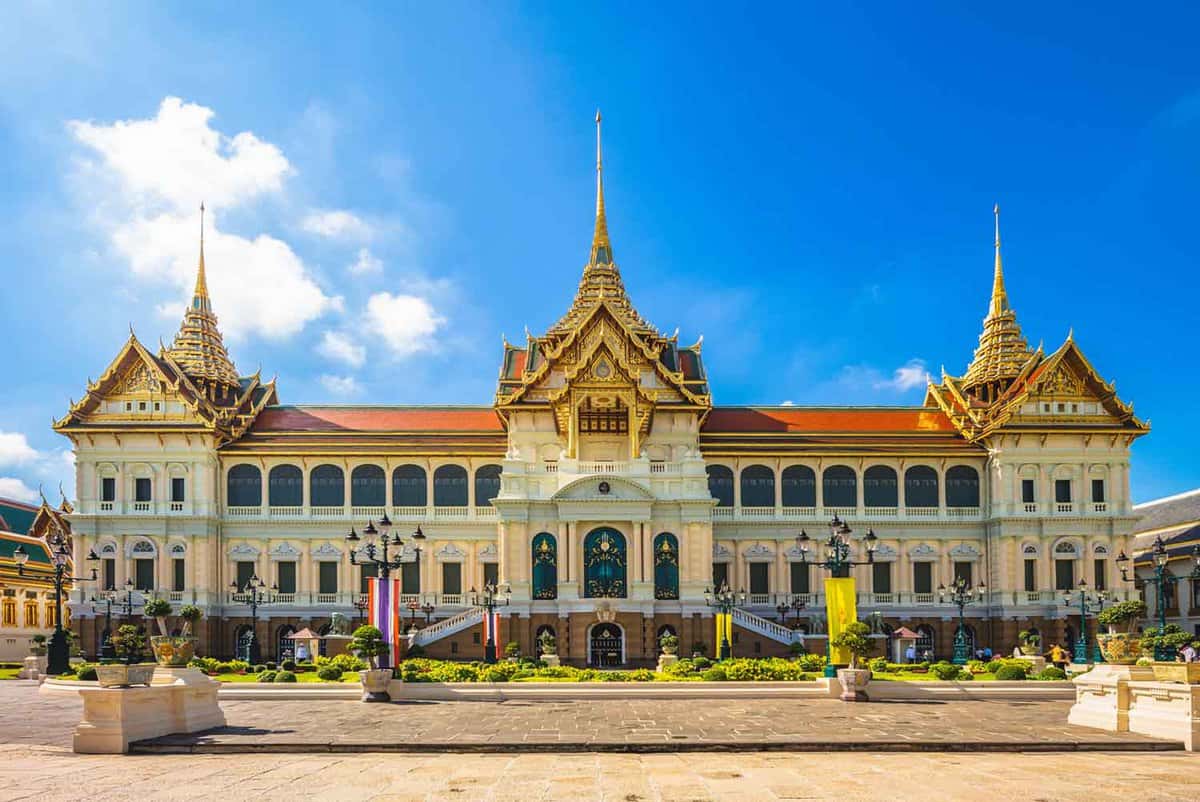 Front on view of the Grand Palace