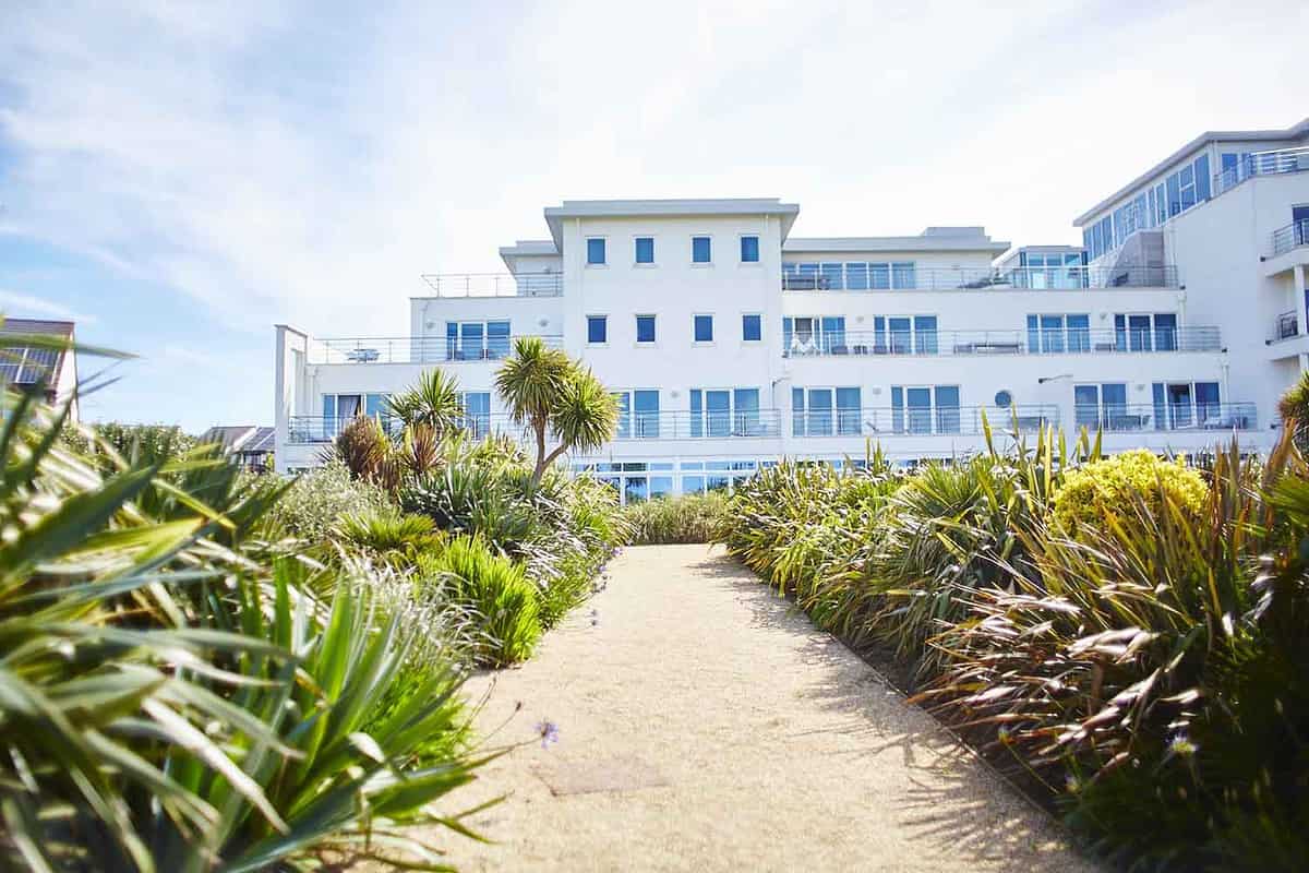 Cornwall: All Your Questions About This English County, Answered, image size:1200x800