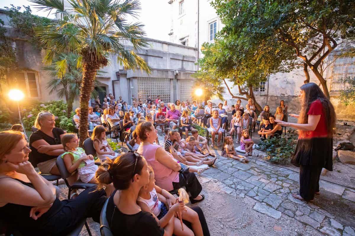 Street performance at Dubrovnik Festival