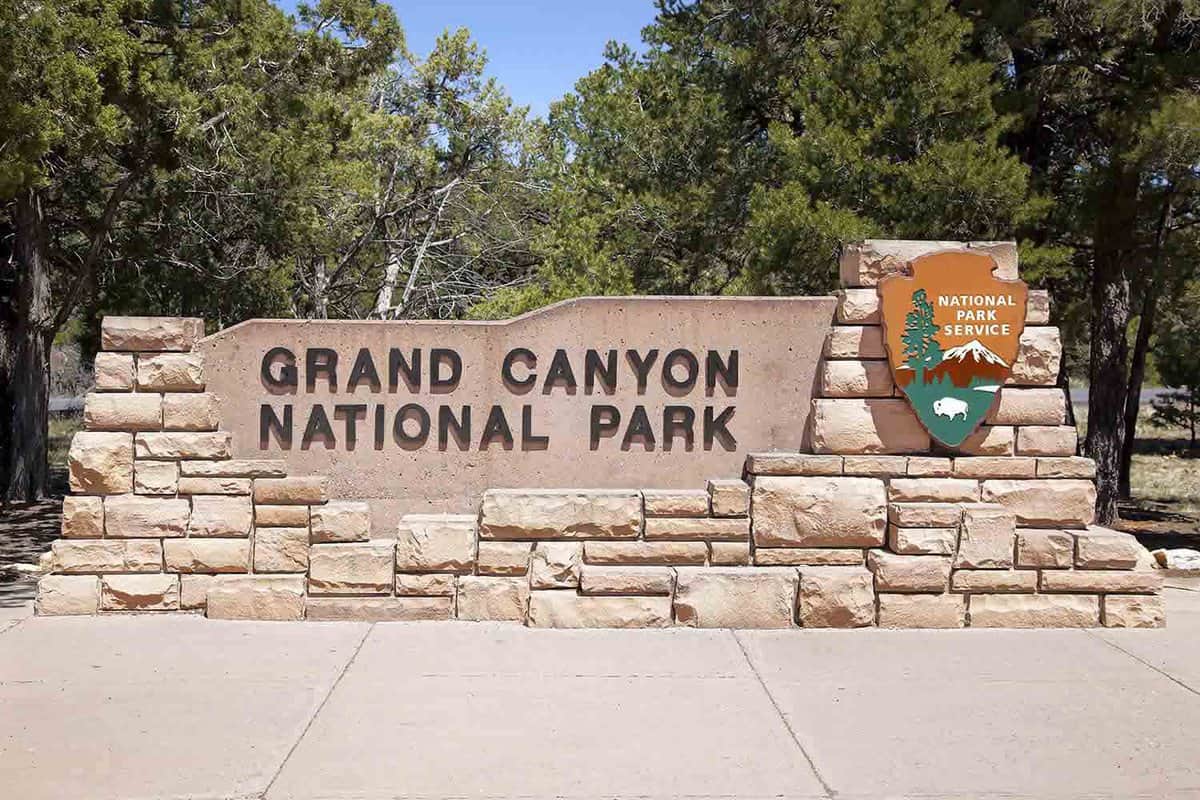 Entry sign for the Grand Canyon National Park