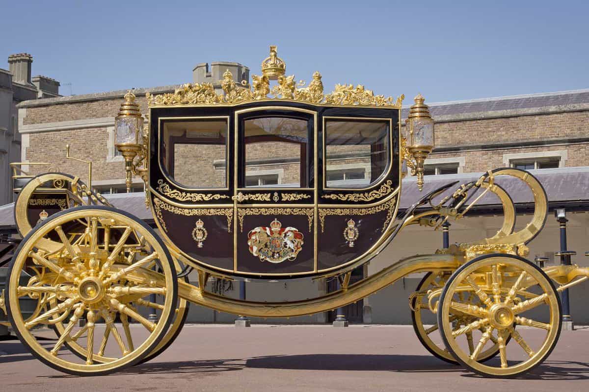 The Diamond Jubilee State Coach in the daytime