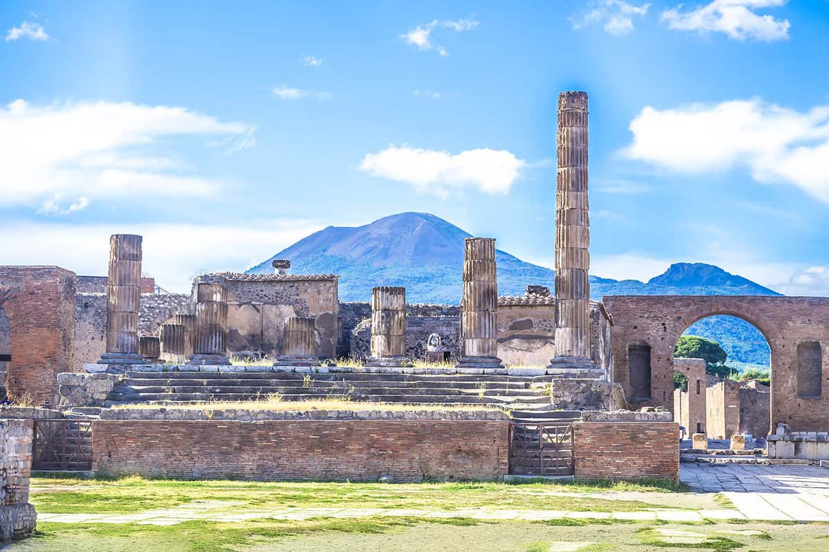 Pompeii (300 BC – AD 79)