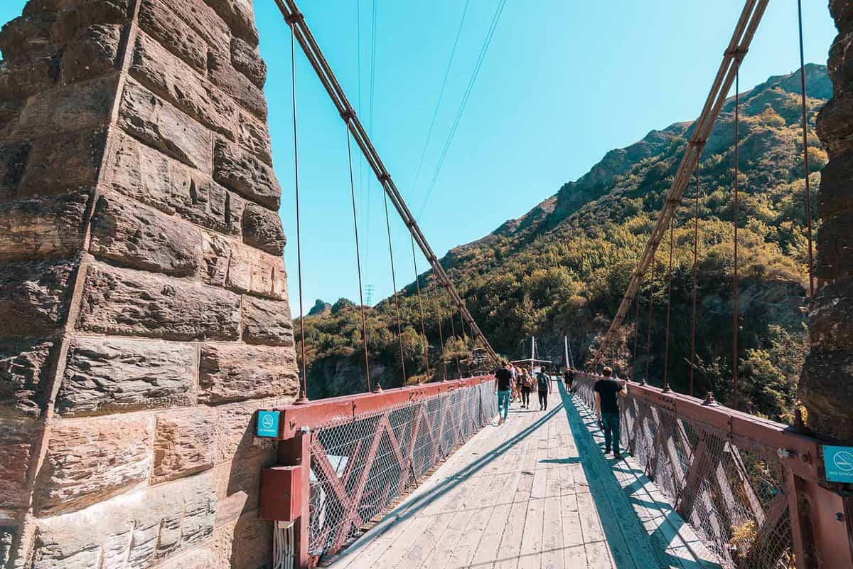 Entrance to Kawarau Bridge, the first commercial bungy jump place