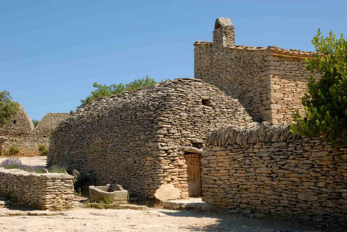 Gordes & the stone igloos | Best things to do in Provence