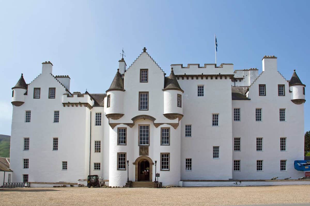 Exterior facade of the white castle