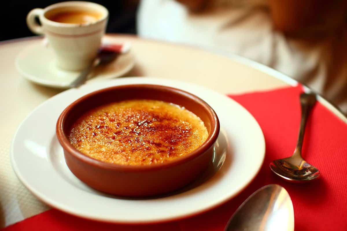 close up of a Creme brulee