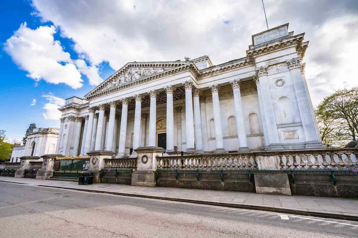 View of the front of the Fitzwilliam Museum
