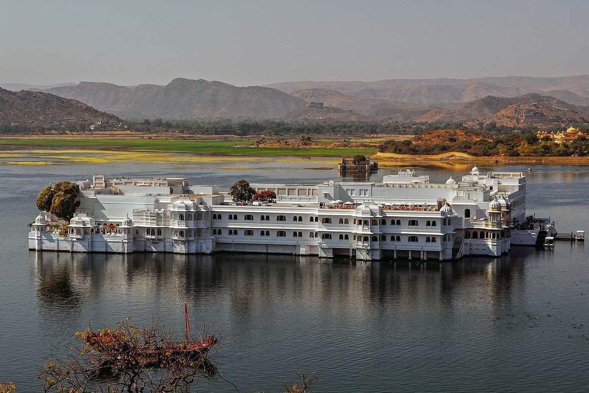 Taj Lake Palace in the middle of a lake, Udaipur