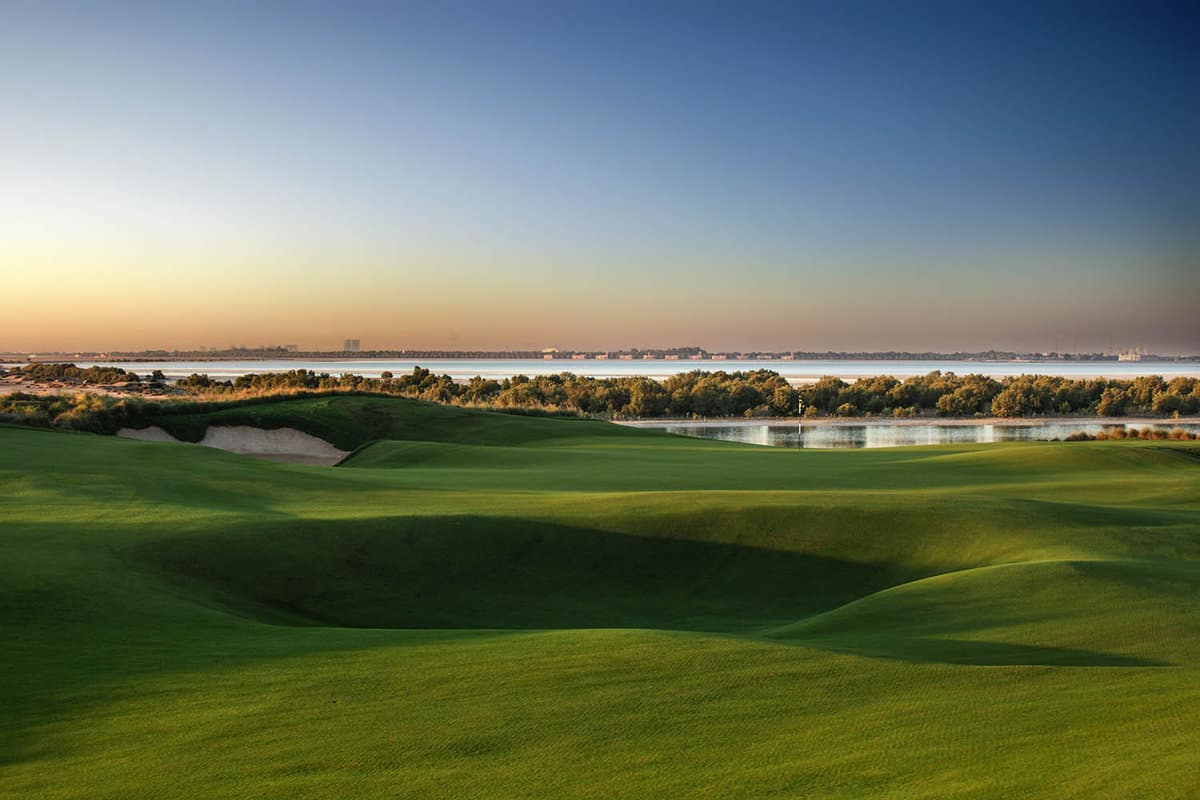 Yas Links Abu Dhabi Worlds Best Golf Courses Bucket List Travels